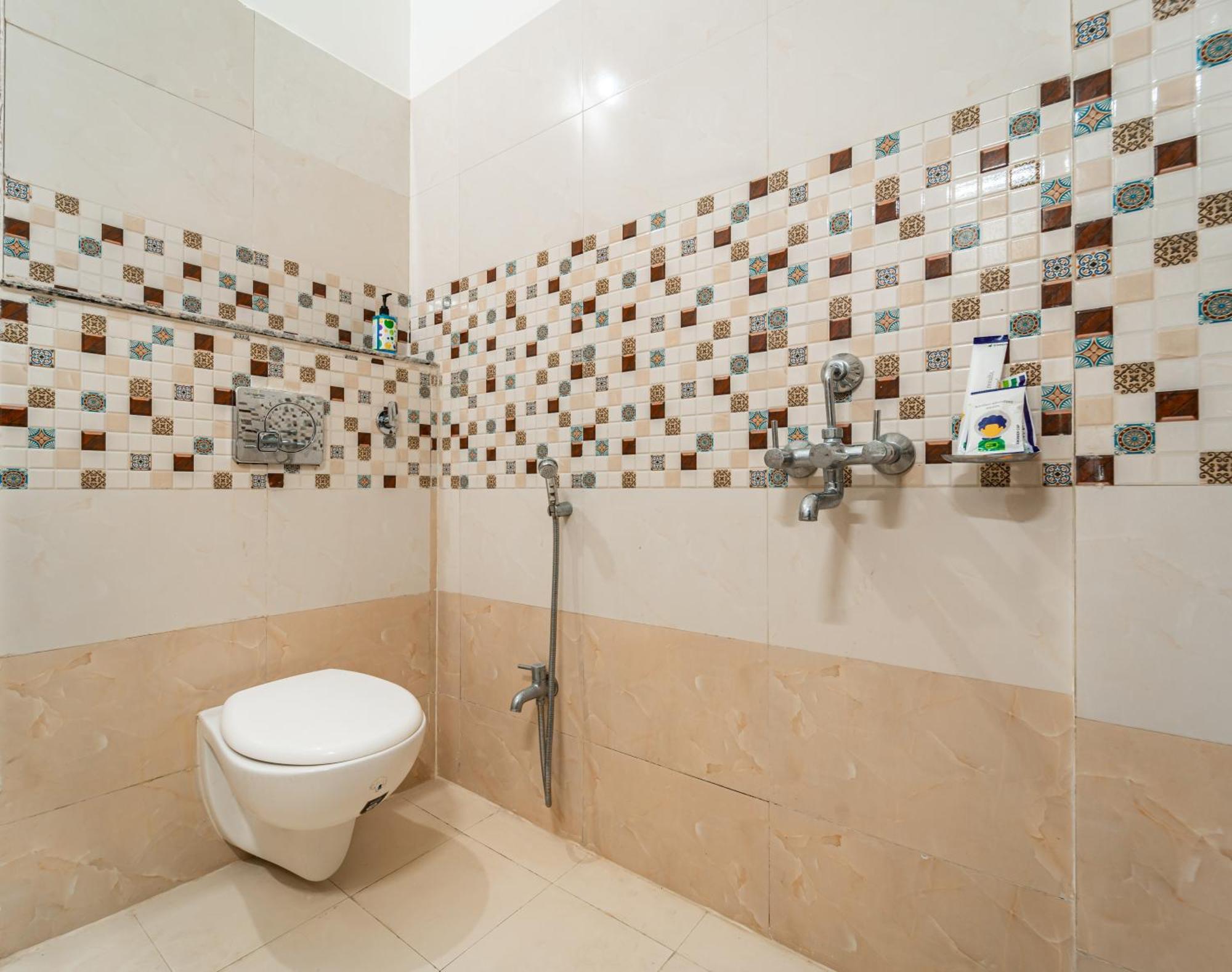 בהופאל Treebo Lake City מראה חיצוני תמונה